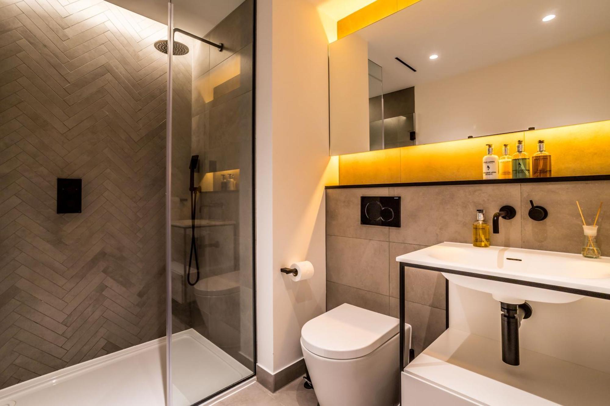 Luxury 2-bed, 2.5 Bath Close To Borough Market *